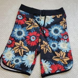 ✨5 for $25✨ Swim trunks
